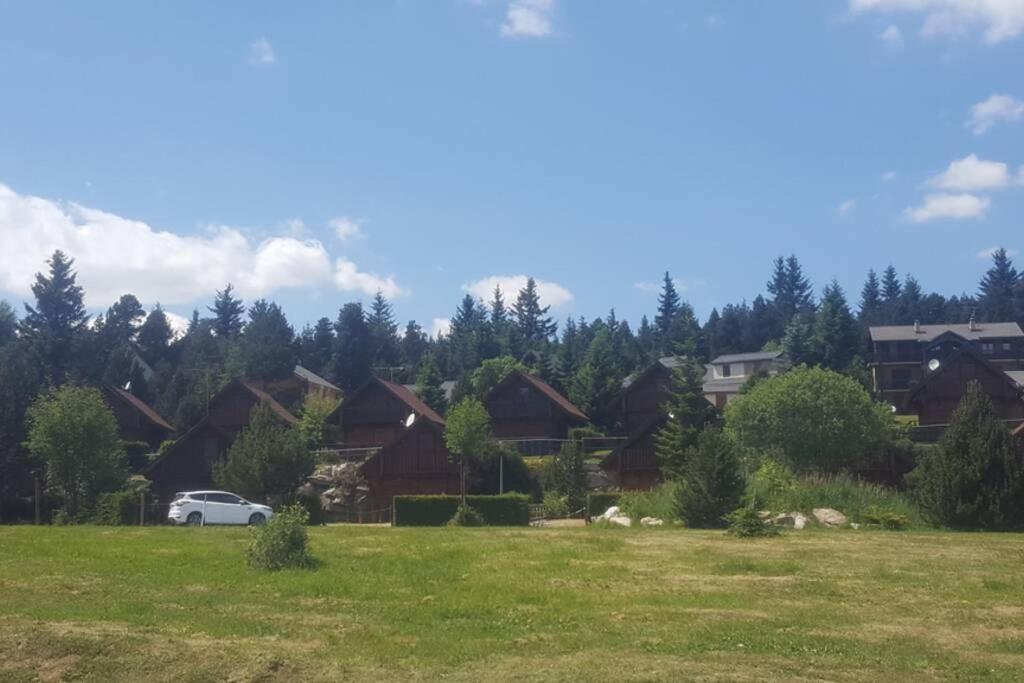 Maison De Bois Finlandaise Au Pied Des Pistes Bolquere Bagian luar foto