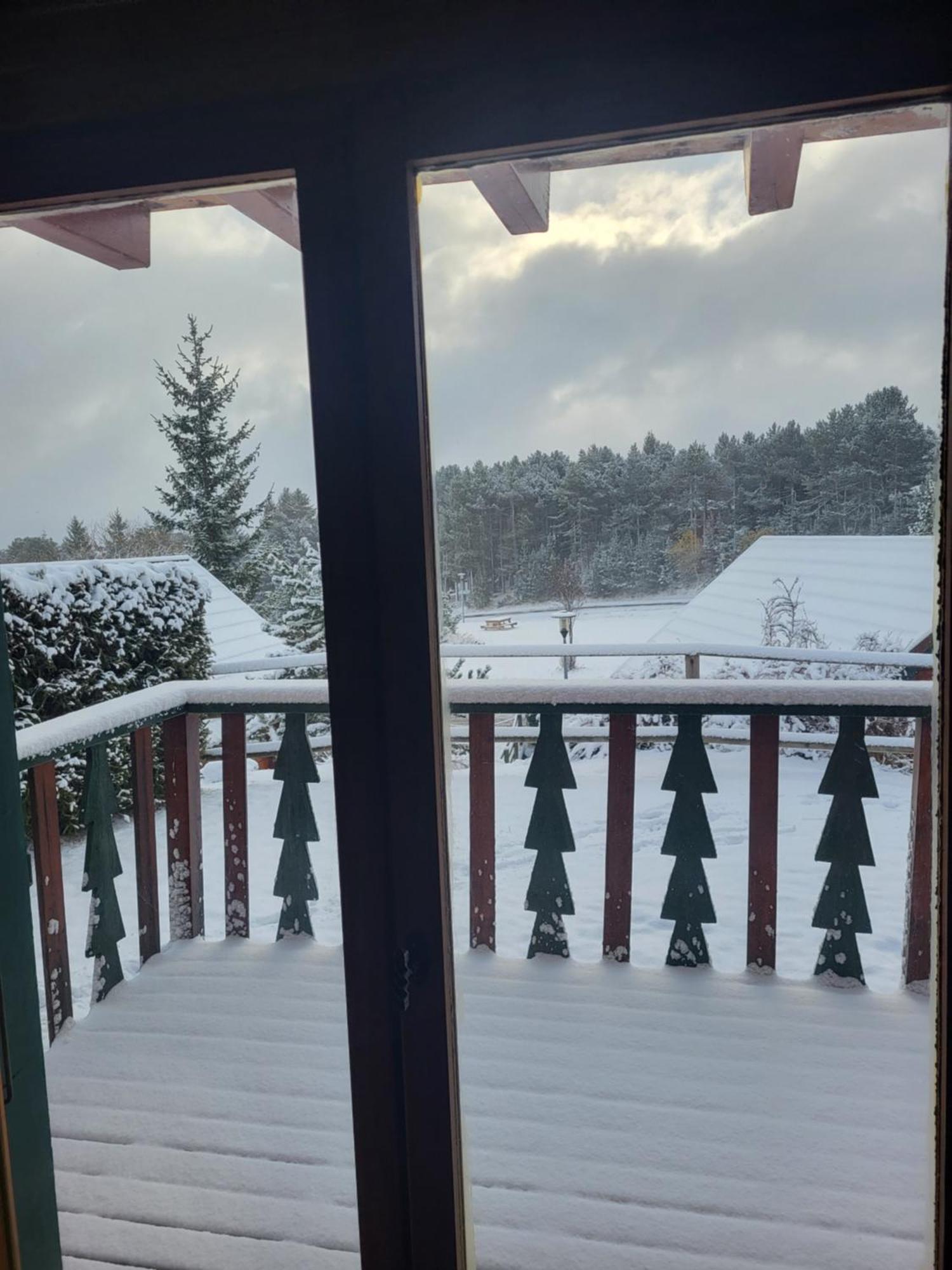 Maison De Bois Finlandaise Au Pied Des Pistes Bolquere Bagian luar foto